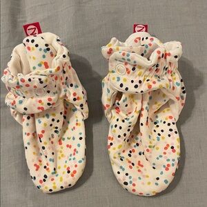Zutano Cream Organic Cotton Baby booties- 18 month, never worn